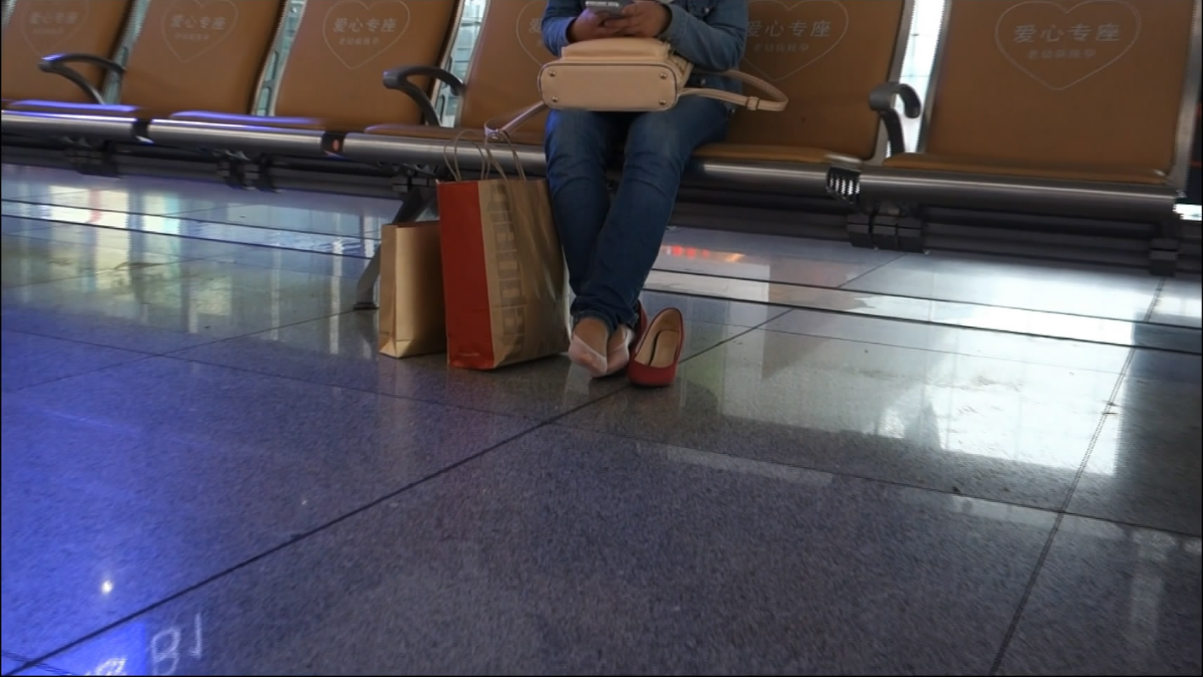 streetsnapshoep[00 01 40][20181210 205452 6]